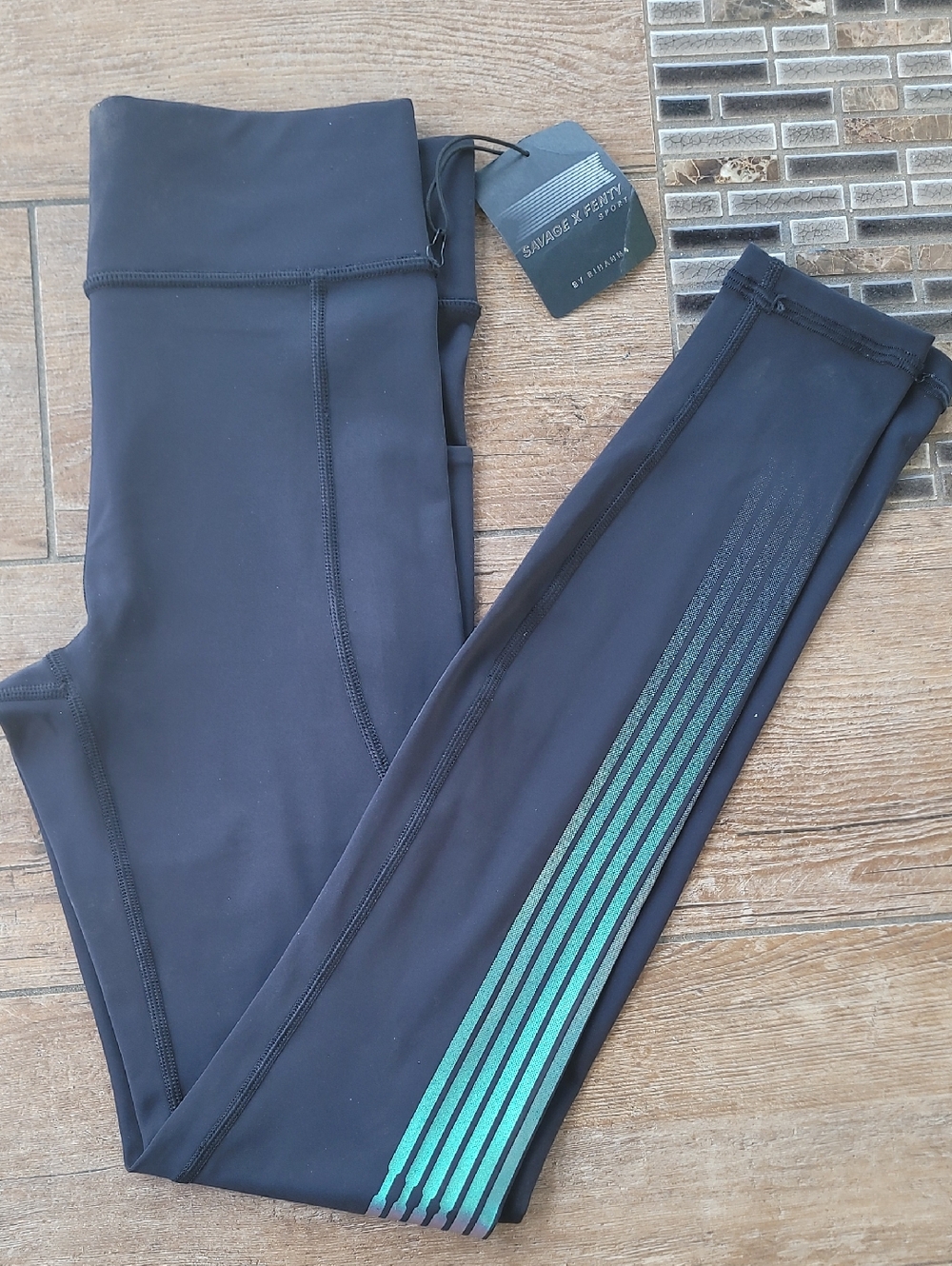 SAVAGE X FENTY Band It High Waist Legging Size Small NWT